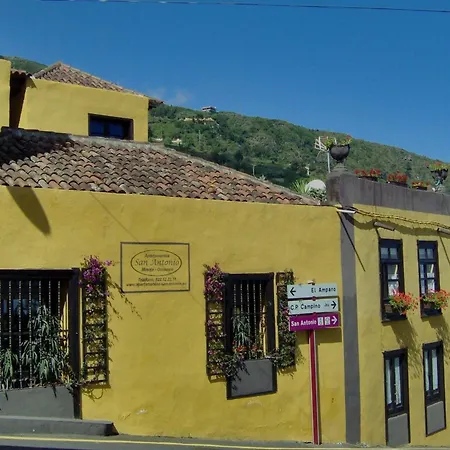 Monasterio De San Antonio - Rustikales Mit Kleiner Innenhofterrasse *