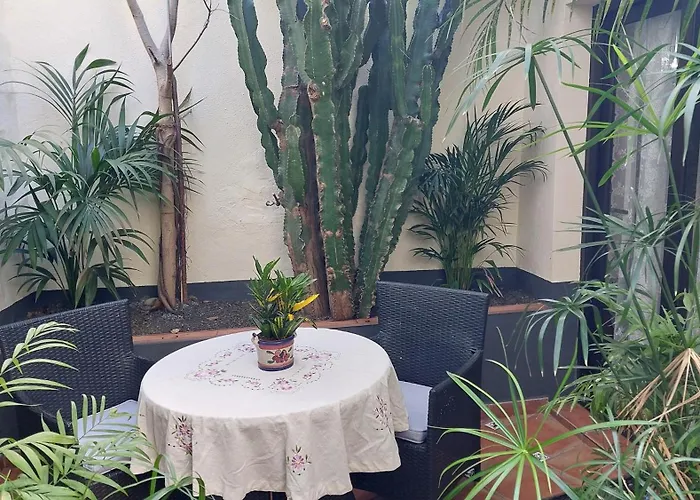 Monasterio De San Antonio - Rustikales Mit Kleiner Innenhofterrasse Daire *