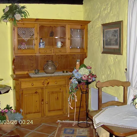 Monasterio De San Antonio - Rustikales Mit Kleiner Innenhofterrasse Apartment *