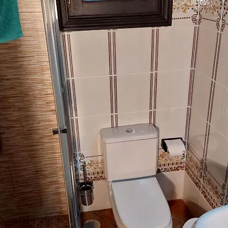 Monasterio De San Antonio - Rustikales Mit Kleiner Innenhofterrasse *