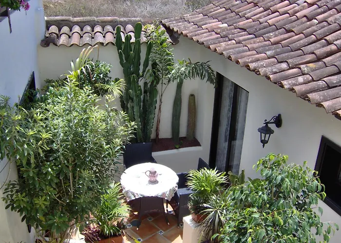 公寓 Monasterio De San Antonio - Rustikales Mit Kleiner Innenhofterrasse *